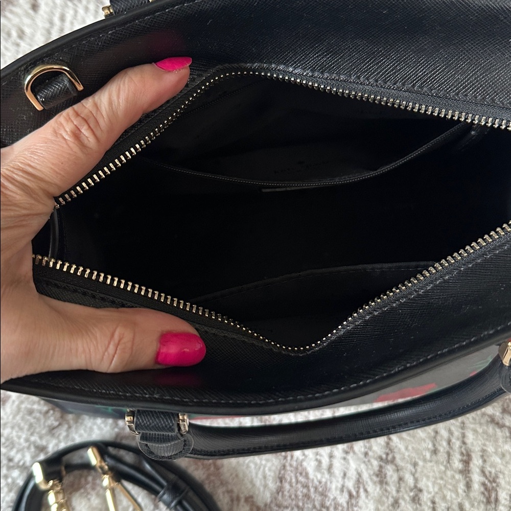 Like-new Kate Spade New York satchel stunning black leather bold red rose print - Picture 4 of 7